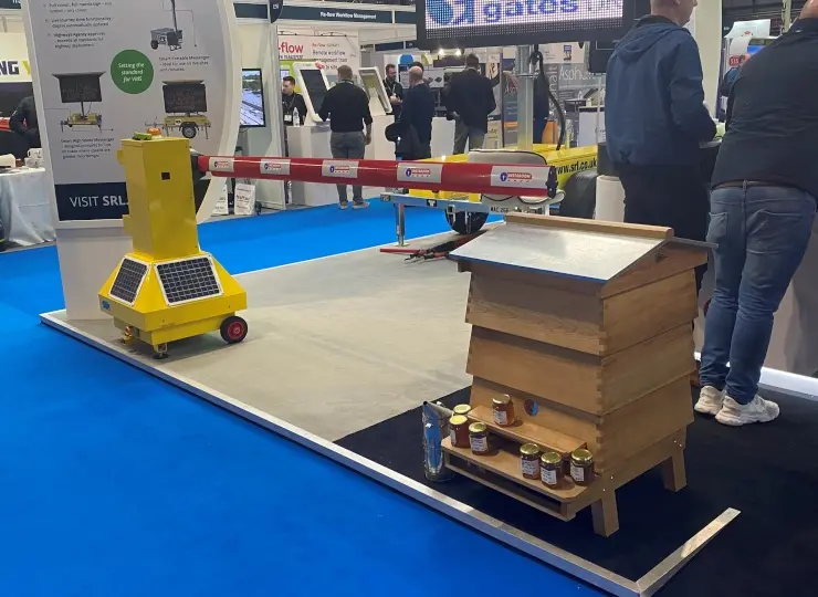 Highways UK 2021 - Solar Gates UK showcase the all-new INSTABOOM™ Lite